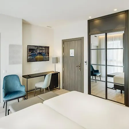 Sercotel Ayala Hotell