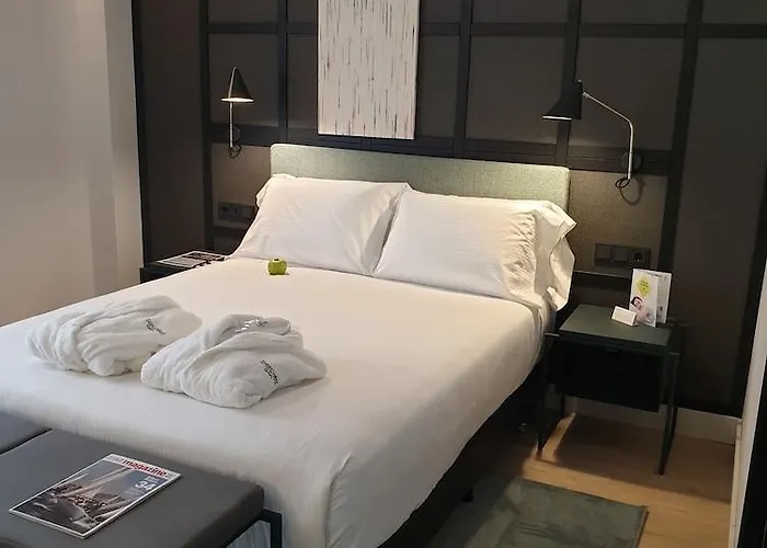 Sercotel Ayala 酒店