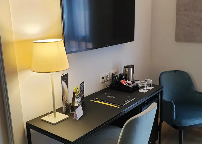 Sercotel Ayala Hotel