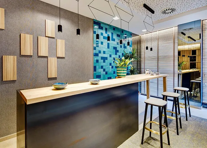 酒店 Sercotel Ayala 4*