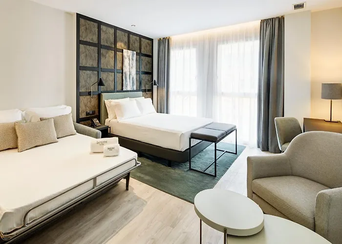 酒店 Sercotel Ayala